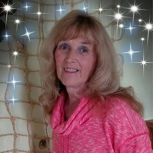 Meet your Posher, Phyllis